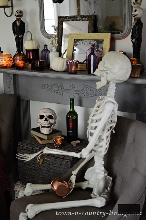 Skeleton Sightings in Halloween Home Tour