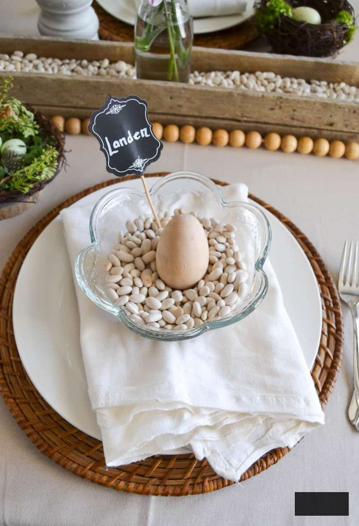 If you are seeking beautiful Easter tablescapes, click to see how effortless it is to bring spring to your table without stress or much effort.