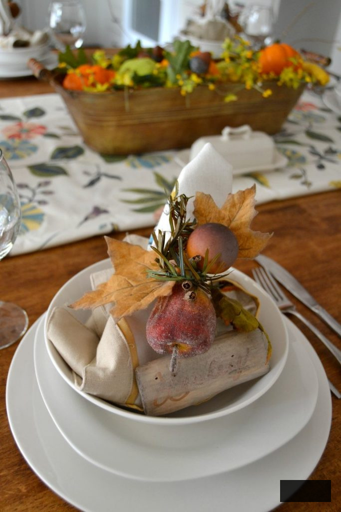 If you aim to create a lovely Thanksgiving Tablescape this year, click over to view this simple nature inspired Thanksgiving Tablescape.
