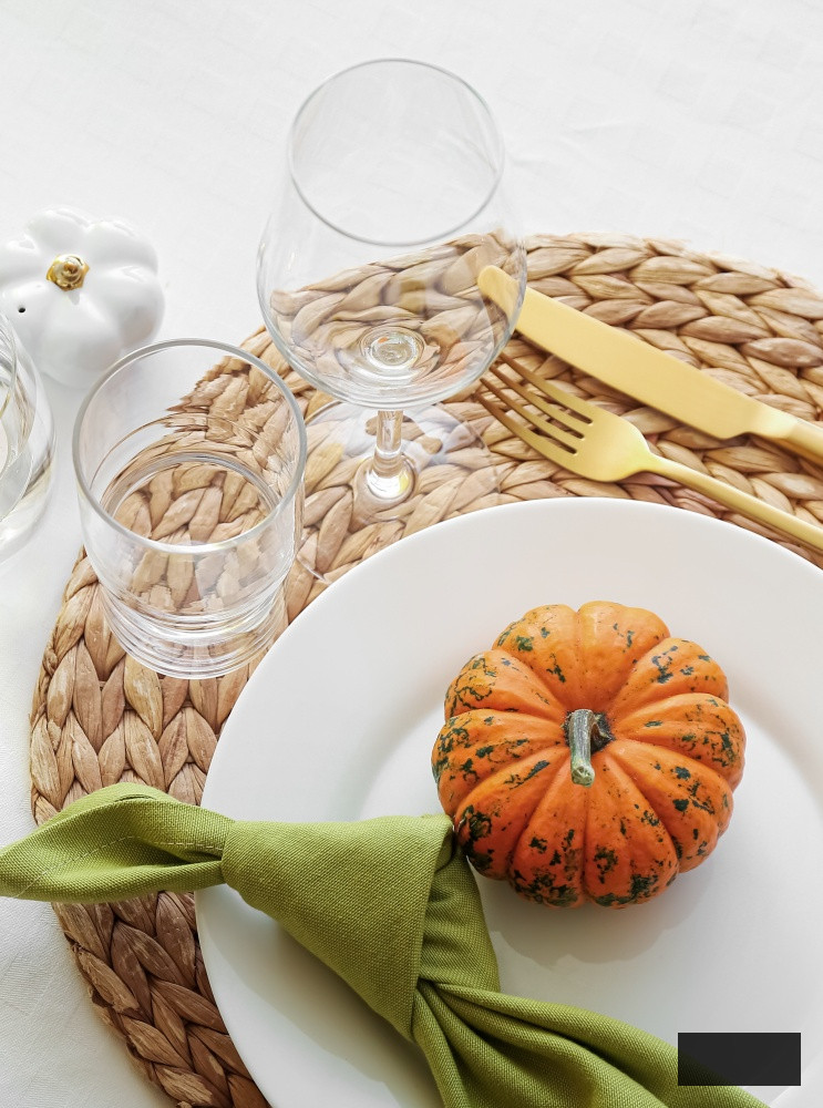 Stunning table arrangement featuring fresh pumpkin