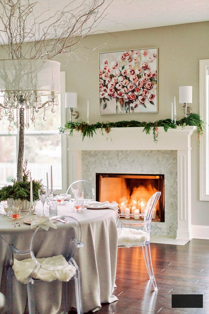 modern glam christmas in a breakfast nook