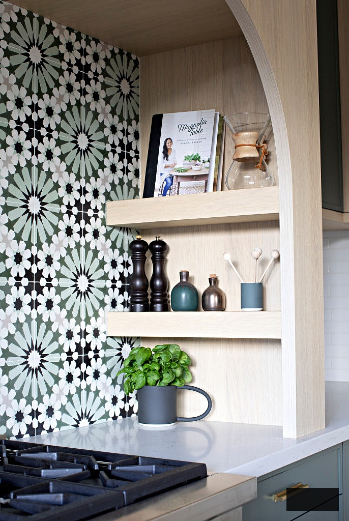 custom kitchen tile