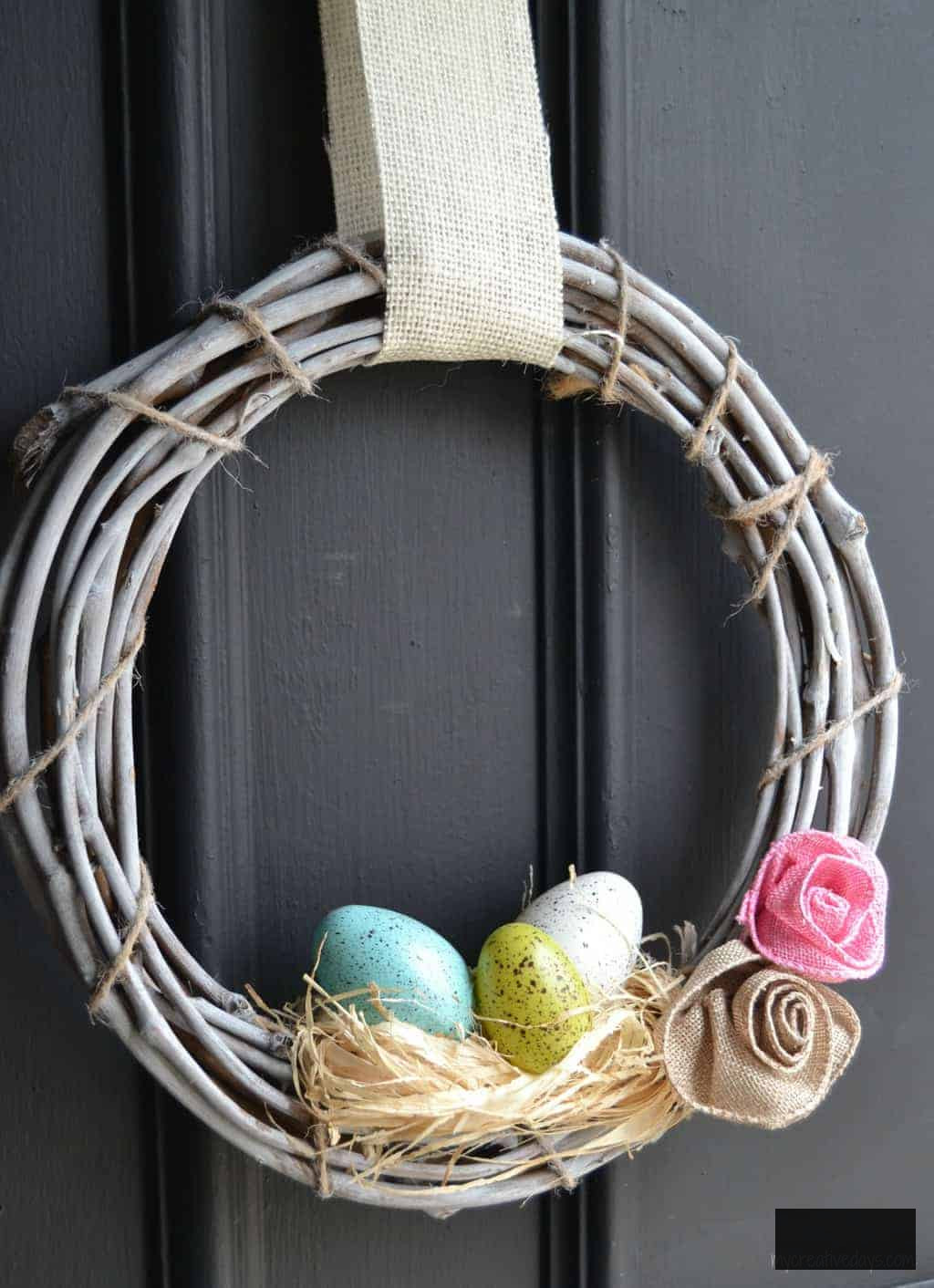 Discover charming Farmhouse Easter Decor DIY Ideas & Tutorials. Transform your home with rustic elegance. Get inspired & create a cozy Easter ambiance!