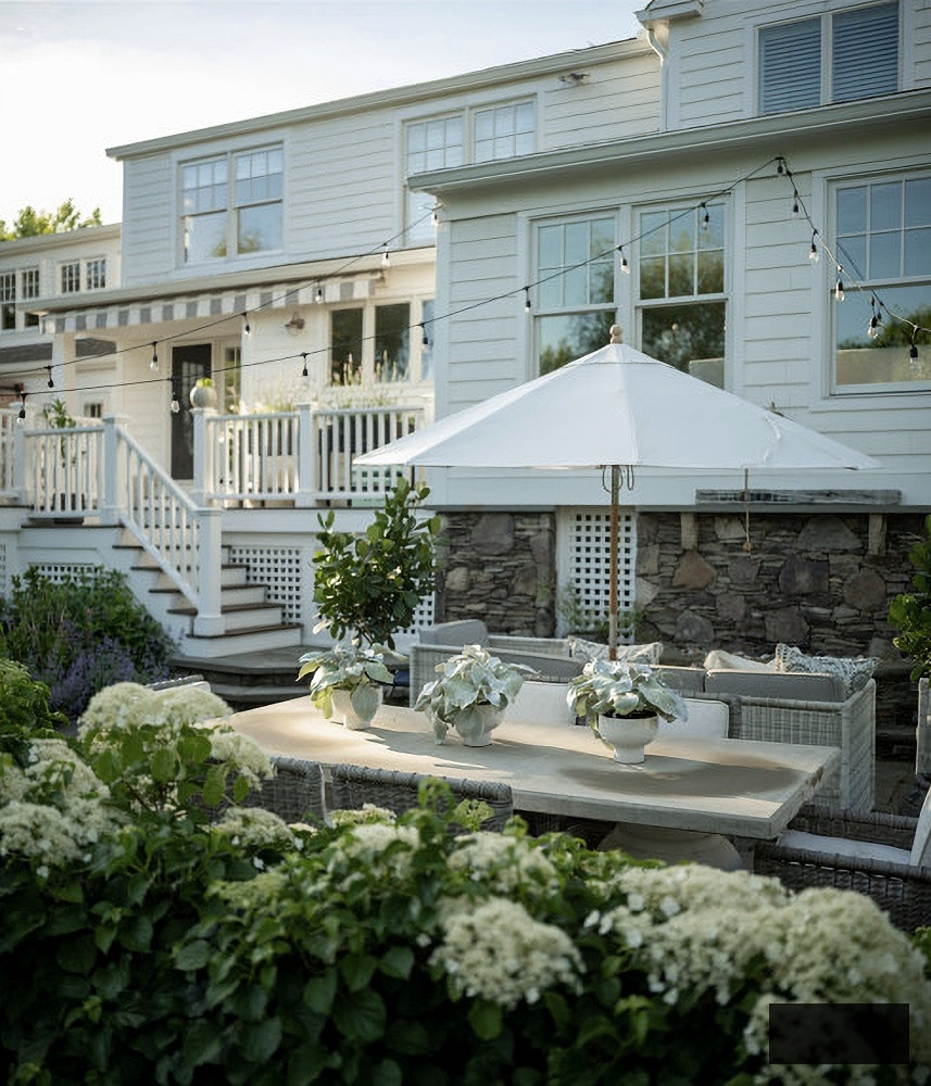 East Coast fairytale home