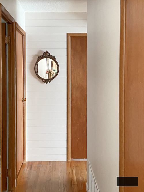 Transform your corridor with our DIY corridor makeover guide. Simple steps, affordable materials, and a bit of paint will deliver remarkable results!