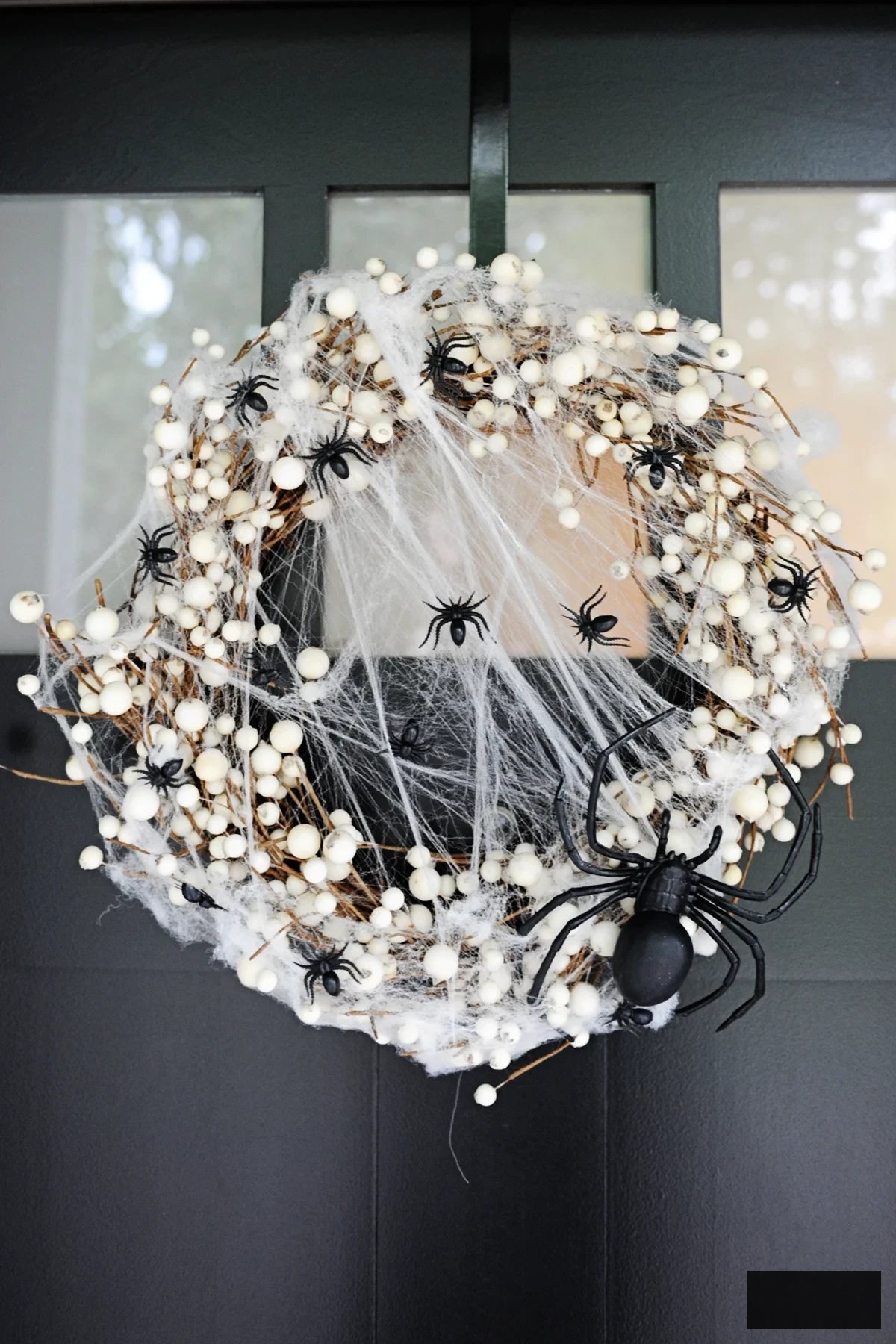 Create a spooky and fun Halloween with DIY Halloween decorations. Discover cost-effective, customizable projects to transform your home into a Halloween haven!