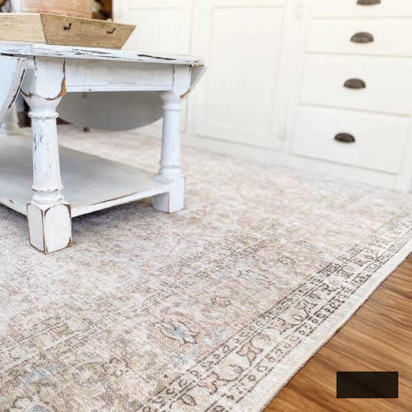 The finest vintage rugs from Boutique Rugs add timeless charm to any room. Discover my top selections and other vintage-style options with an exclusive discount inside!
