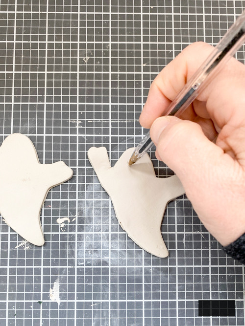 Create a spooky DIY Halloween Clay Garland with our easy step-by-step guide. Perfect for adding a handmade touch to your Halloween decorations this season!