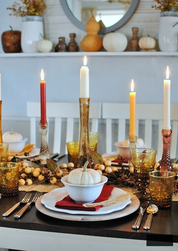 Thanksgiving table setting
