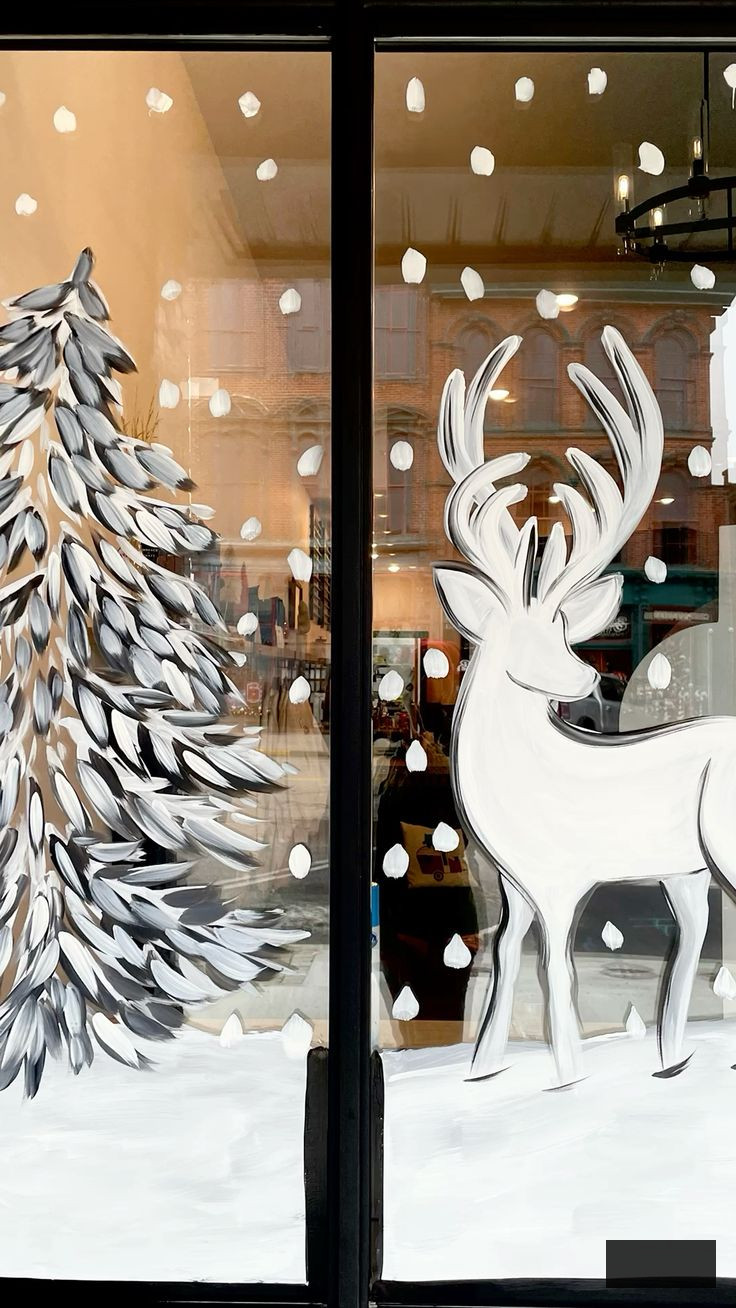 In search of festive window painting concepts for Christmas? Explore 10 cheerful designs for your abode, including snowflakes and Santa. Simple, cost-effective suggestions for holiday decoration!