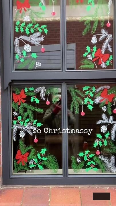 Searching for Christmas window painting inspirations? Discover 10 holiday-themed designs for your abode, from snowflakes to Santa. Simple, affordable tips for festive decor!