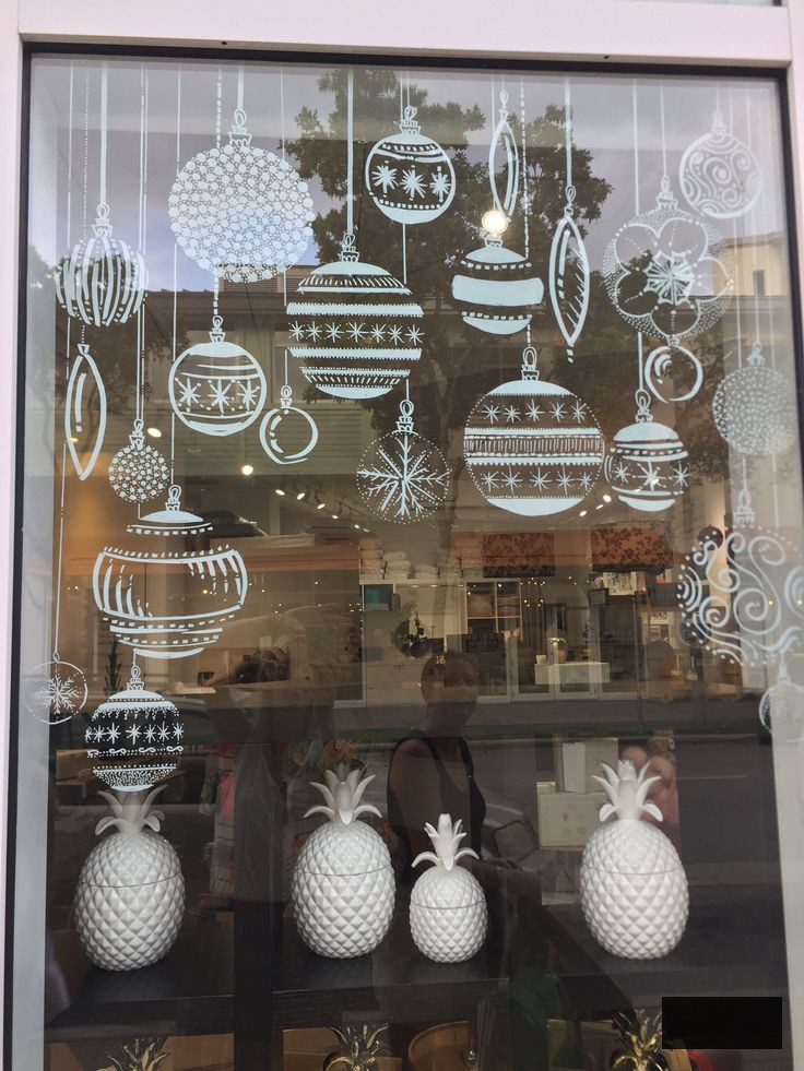 Searching for Christmas window painting inspirations? Discover 10 holiday-themed designs for your abode, from snowflakes to Santa. Simple, affordable tips for festive decor!