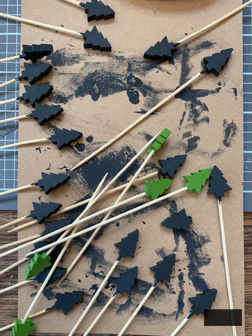 Transform a thrift store find into a festive DIY thrifted advent calendar! This budget-friendly upcycling project is perfect for a creative Christmas countdown.