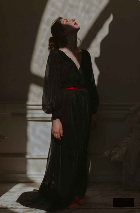 dark witchy academia vampire aesthetic elegant black dress outfit with red belt