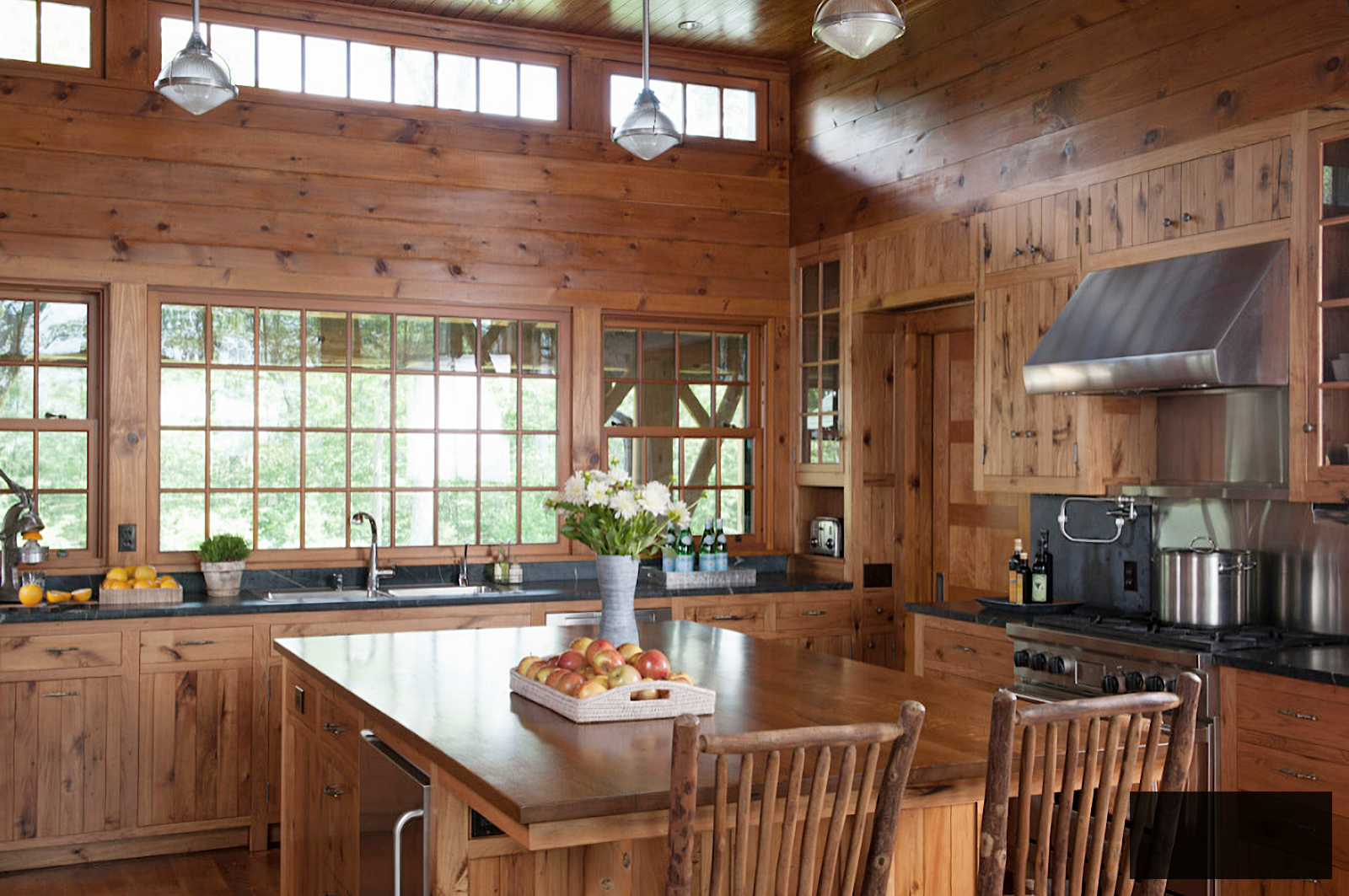 rustic vacation home kitchen