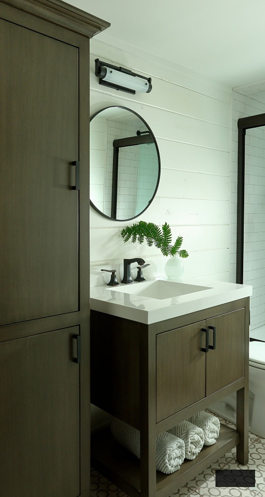 transitional style bathroom in log cabin home
