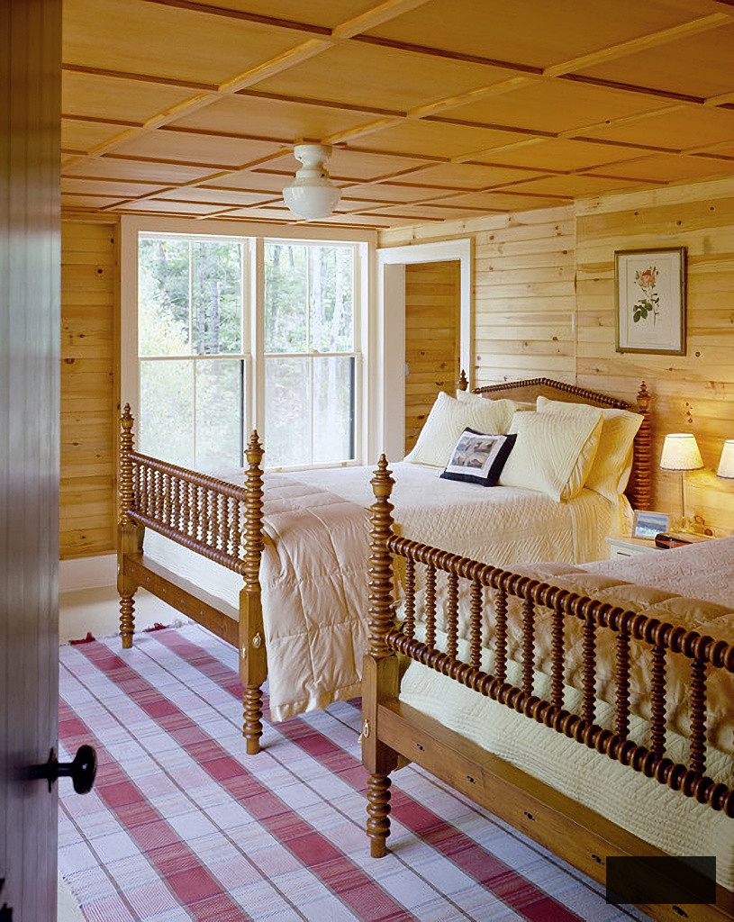Jenny Lind beds in rustic bedroom