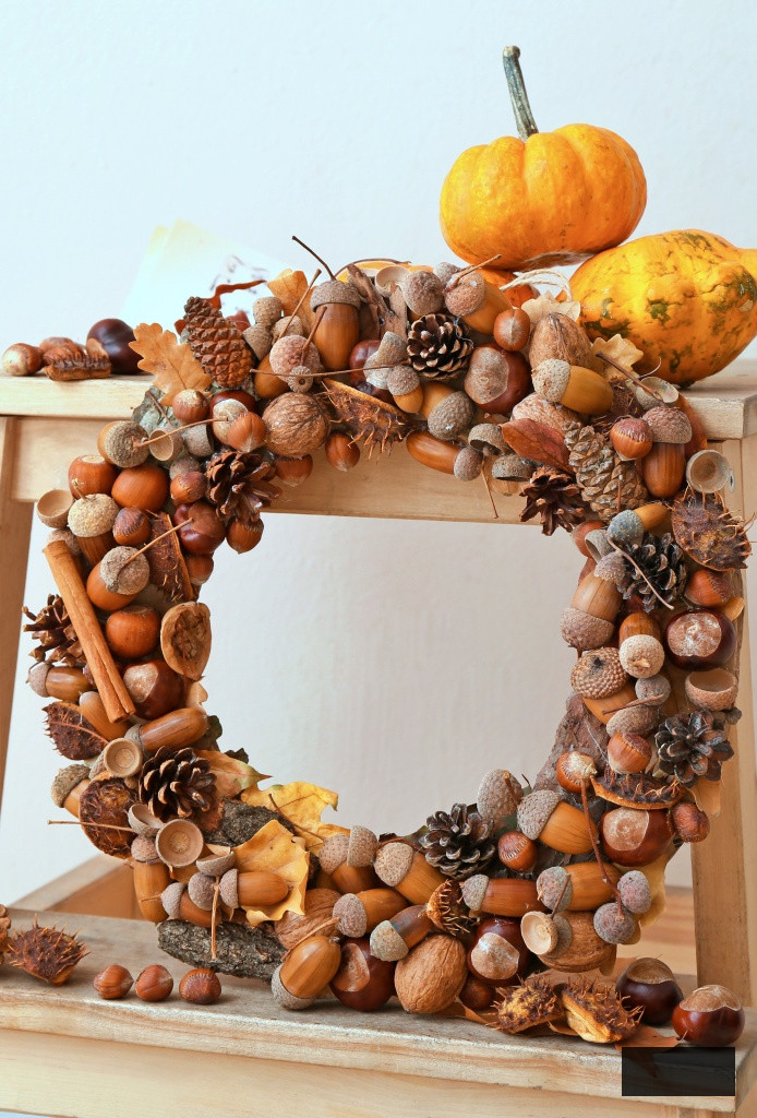 Beautiful acorn wreath