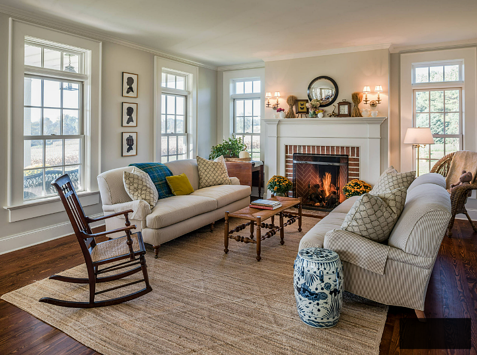 farmhouse style living room