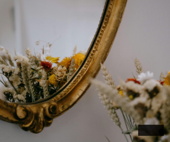 Make Small Rooms Bigger with simple, affordable decorating ideas that open up any space. Easy tips that make your home feel brighter and larger.