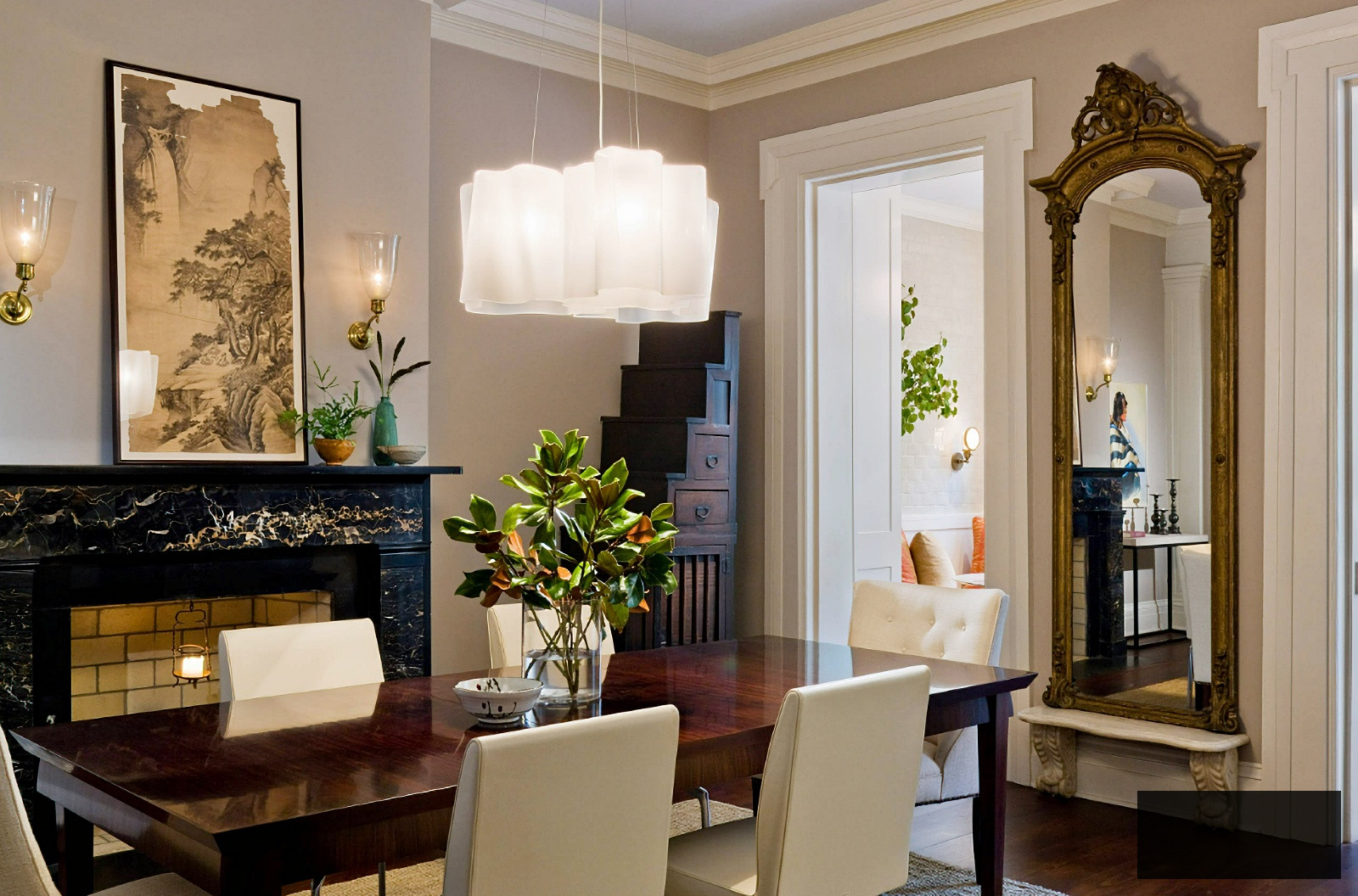 New York City dining room