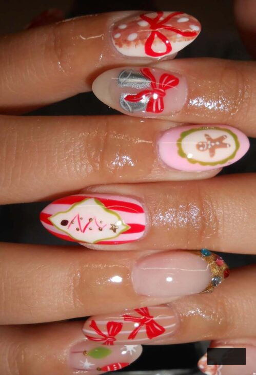 soft fuchsia and scarlet Christmas nails