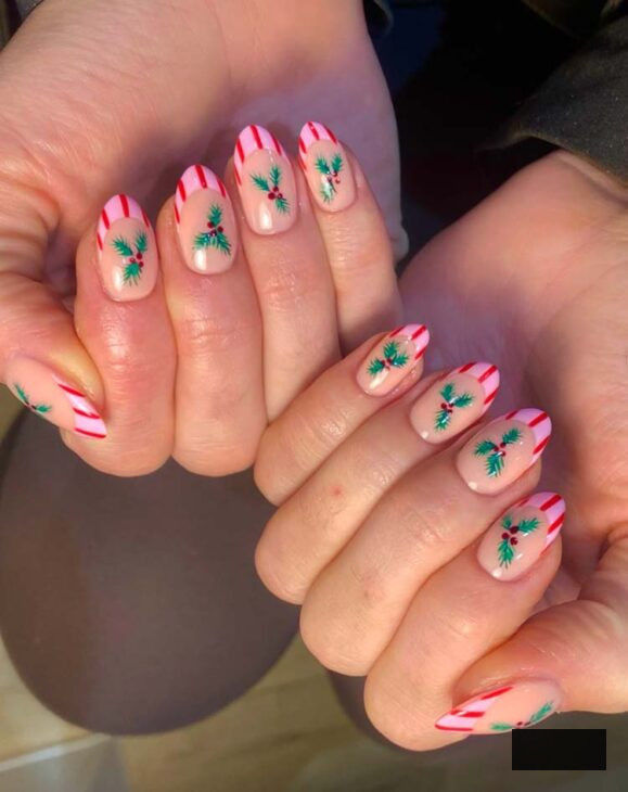 scarlet and fuchsia striped French tips with holly Christmas nail art, cute, easy, trendy, aesthetic and simple