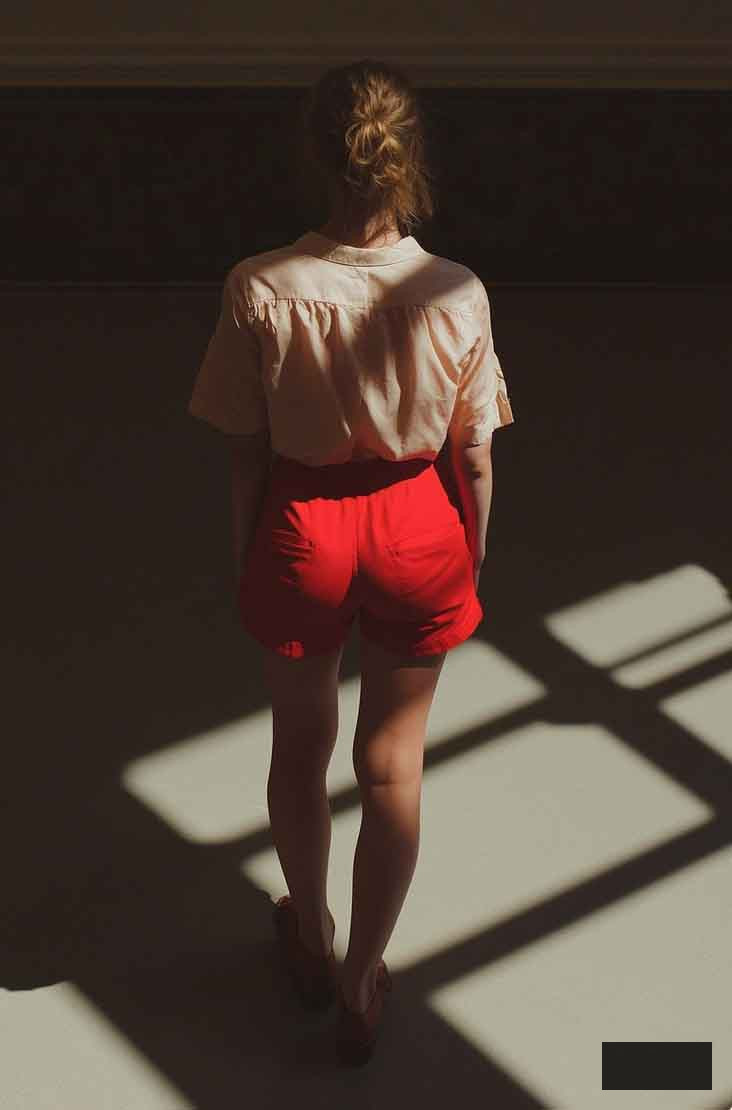 comfy and chic red shorts summer outfits