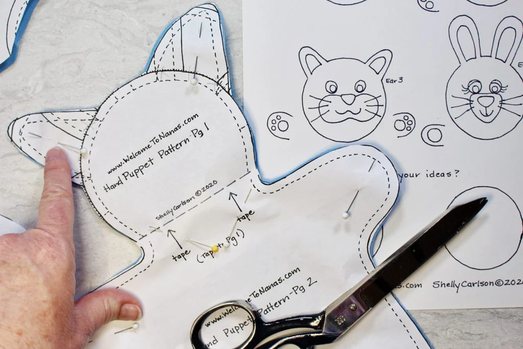 Corte o fantoche do tecido | Welcome to Nana's #WelcometoNanas #Hand #Puppet #Free #Sewing #Pattern #Kids #Craft #DIY