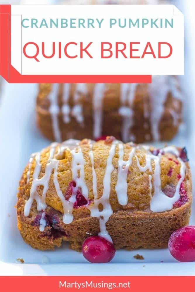 Pão rápido de abóbora com cranberry