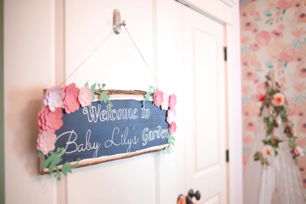 Placa DIY do Berçário