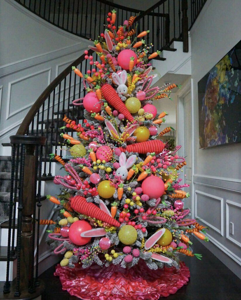 Árvore de Páscoa como parte de uma coleção de árvores de Natal o ano todo