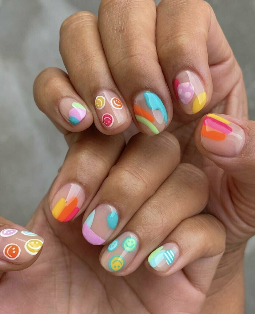 Unhas Brilhantes de Verão