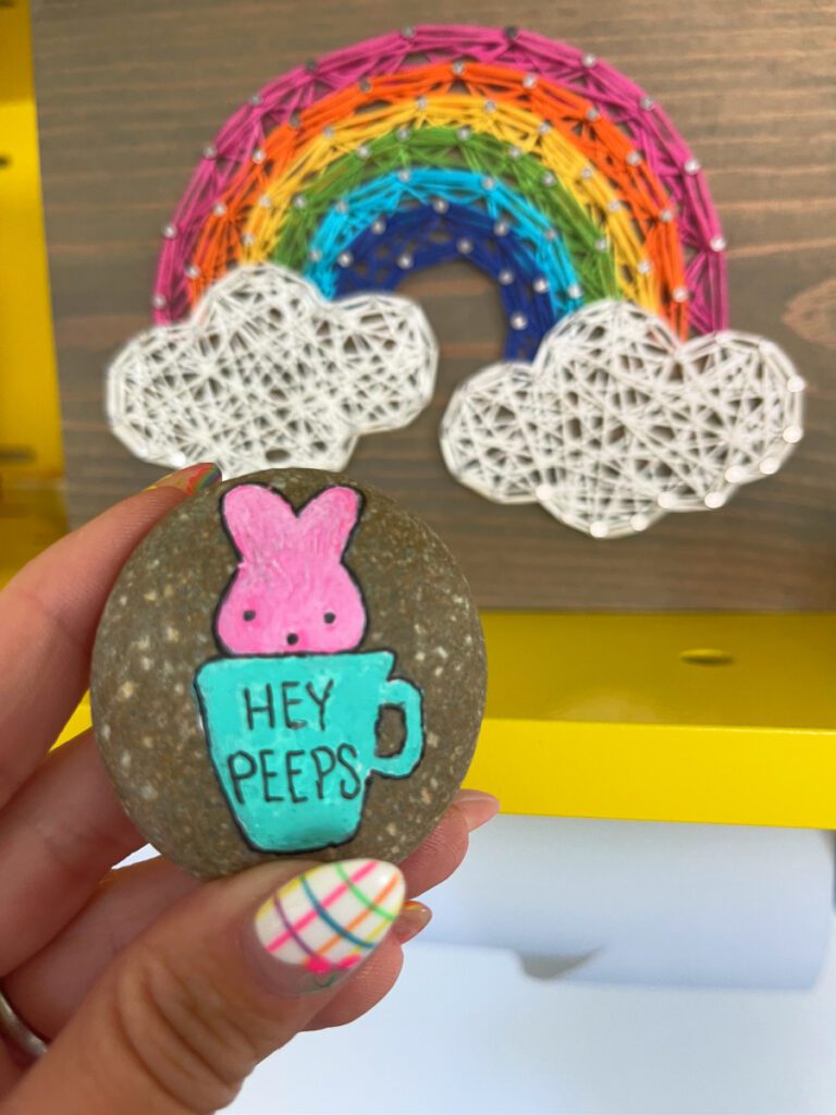Ideia de Pedra Pintada Peeps de Páscoa