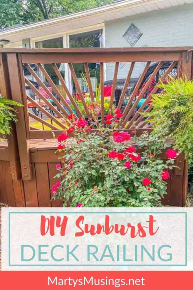 Grade em forma de raio de sol com rosas na frente