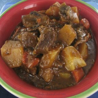 Crockpot Beef Stew @crockpotrecipes #slowcookerrecipes