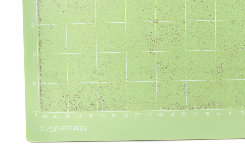 Matê verde de aderência padrão mostrando restos de couro