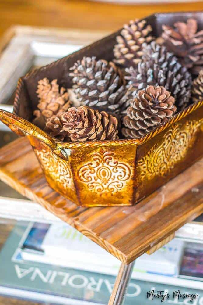 Com apenas algumas dicas práticas, você estará a caminho de um lar bonito para o outono. Essas ideias de decoração de outono são, ao mesmo tempo, econômicas e fáceis de fazer!