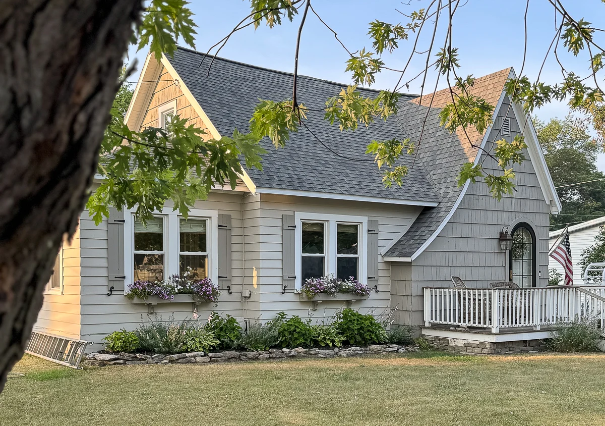 Cores de tinta para o exterior em estilo cottage
