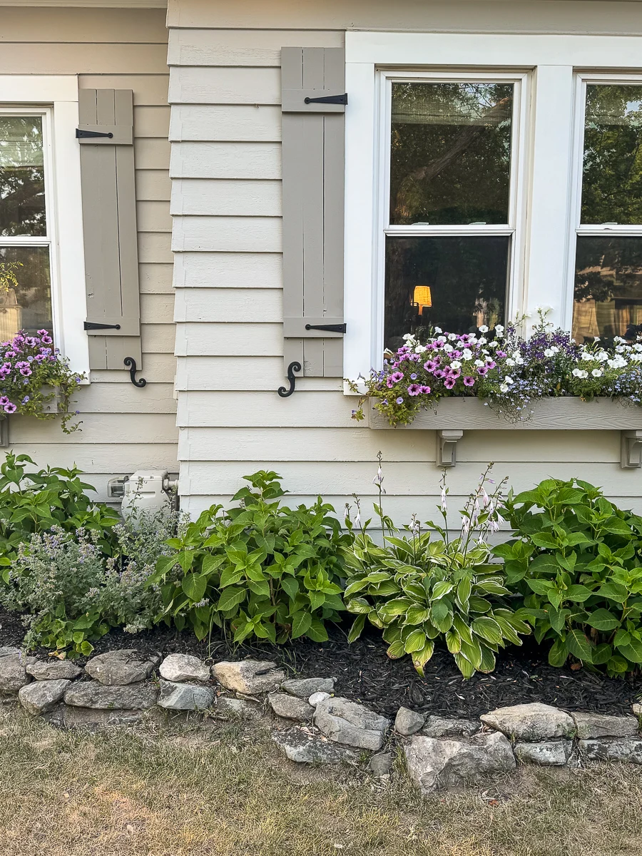 Cottage Style Home Exterior